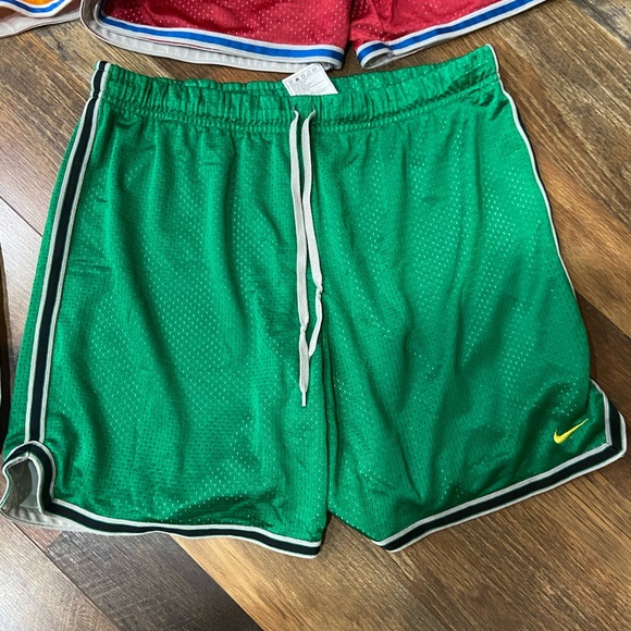 Nike Shorts Nike Womens Athletic Shorts Size Medium Poshmark